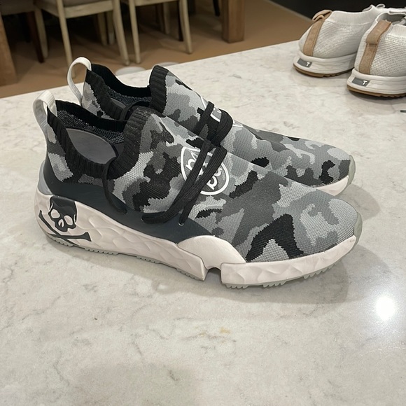 G/FORE | Shoes | Gfore Mg4 Special Edition Camo Size 3 Worn One Round ...